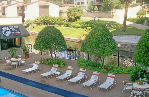 Hot Springs Apartment | Beautiful 1 bedroom unit at resort, sleeps 4