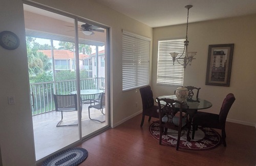 Bonita Springs Condo | Beautiful 2-bedroom condo in charming Bonita Springs with AC