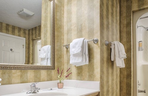 Villa Rica Apartment | Beautiful 2 bedroom unit at resort, sleeps 8