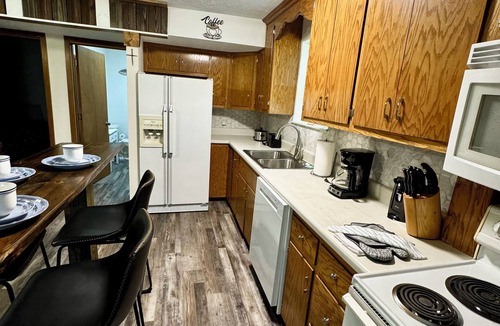 Sevierville Cottage | Beautiful and cozy 2bedroom 1bath in Sevierville with Hot Tub