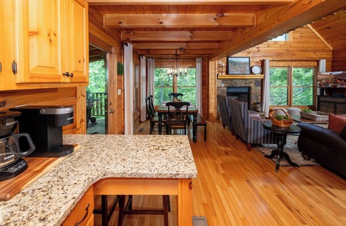 Sevierville Cabin | Beautiful Cabin! Hot Tub, Pool Table, Arcade Game! Free Pool, Putt Putt, Fishing