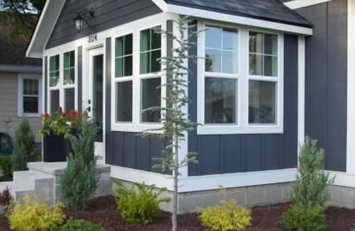 Spring Lake Cottage | Beautiful cottage home close to everything for your family and friends!