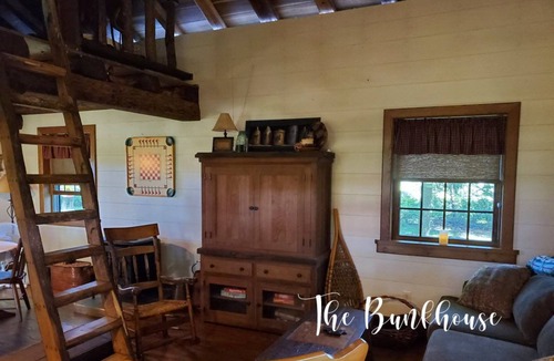 Wyatt Cabin | Beautiful Cozy Cabin in the Country