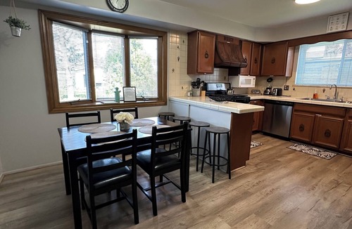 Sterling Heights House | Beautiful home in metro Detroit area with Gameroom 4BD