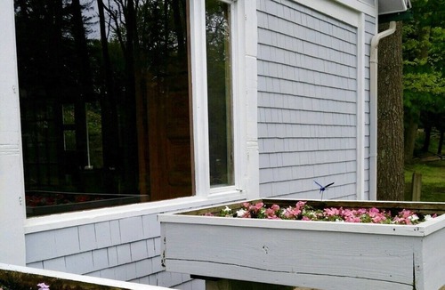 Manistee House | Beautiful Lake Front Cottage