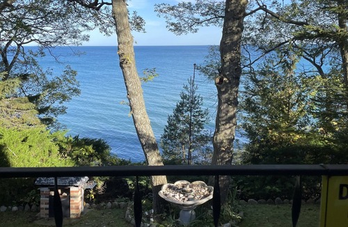 Greenbush House | Beautiful Lake Huron beach house, across the street from Golf Course with Sauna