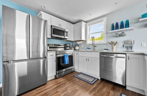 Cadillac House | Beautiful Lakefront Home on Sunset Point