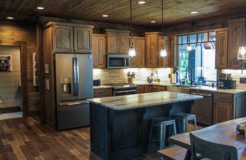 Blue Ridge Cabin | Beautiful Lakefront with Stunning Summer Sunset Views. Book now for 2026!