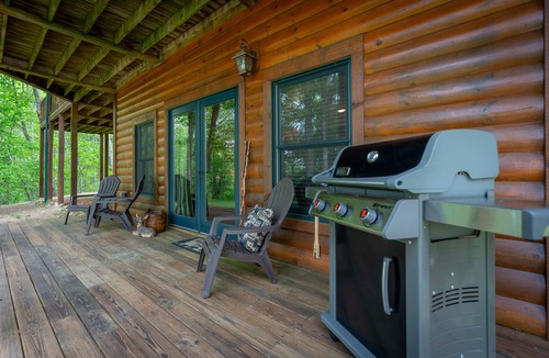Cranberry Falls Cabin | Beautiful Log Cabin on 25 acres. Free WIFI New generator! nJuly specials!n