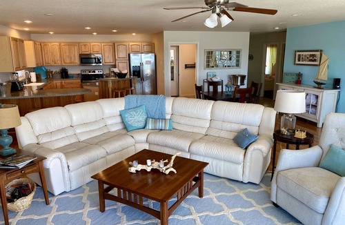 Oscoda House | Beautiful Luxury Waterfront Property Directly on Lake Huron Beach