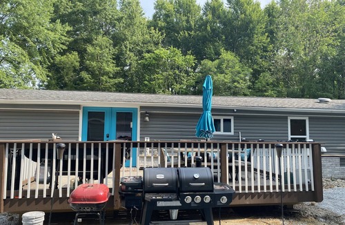 Amelia House | Beautiful Serenity on 1.26 acres 20 min from Downtown
