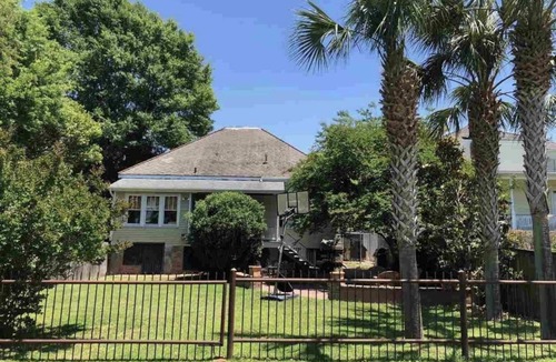 Natchez House | Beautiful, spacious center of Natchez - your home away from home