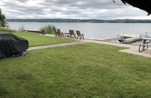 Onekama Cottage | Beautiful Waterfront Family-Friendly Rustic Cottage on Portage Lake-Onekama, MI.