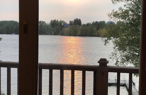 Wolverine House | Beautiful Wildwood Lakefront Chalet