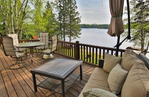 Wolverine House | Beautiful Wildwood Lakefront Chalet