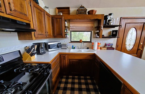 Lost Bridge Village House | Beaver Ridge-Big Lake View-Pool & Marina Nearby! Big Fire Pit for Group!