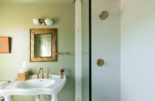 Harleston Village Bed & Breakfast | Bed&Breakfast Veranda King Suite - Walk to King