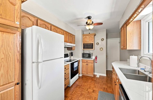 Beech Grove House | Beech Grove Retreat | Private Yard Game Floor!