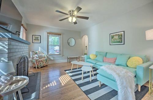 Fair Plain House | Benton Harbor 'Gracie Cottage' w/Hot Tub + Yard!