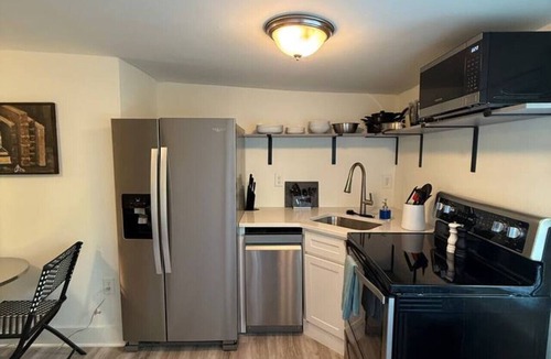 Benton Park Apartment | Benton Park Gem - MO3S