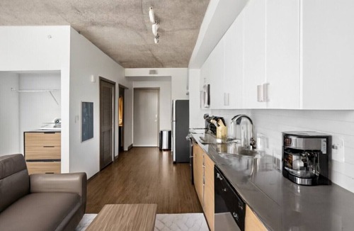 Five Points South Apartment | Best Kept Secret: Cozy Studio in Prime Location 20