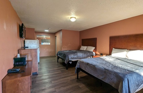 Airport Township Hotel | BEST WAY INN