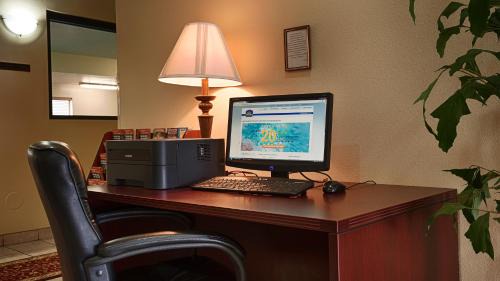 Springfield Hotel | Best Western Clearlake Plaza