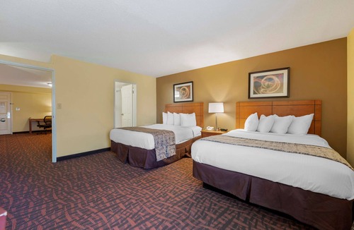Jeffersontown Hotel | Best Western Louisville East Inn & Suites