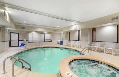 Richmond Hill Hotel | Best Western Plus Richmond Hill Inn