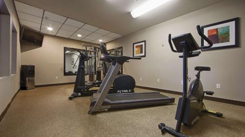 South Tulsa Hotel | Best Western Plus Tulsa Woodland Hills Hotel and Suites