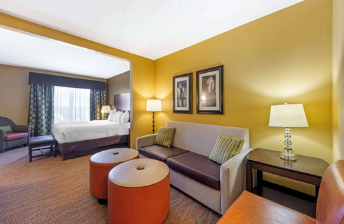 Tupelo Hotel | Best Western Plus Tupelo Inn & Suites