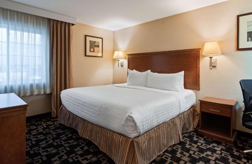 Rothschild Hotel | Best Western Plus Wausau-Rothschild Hotel
