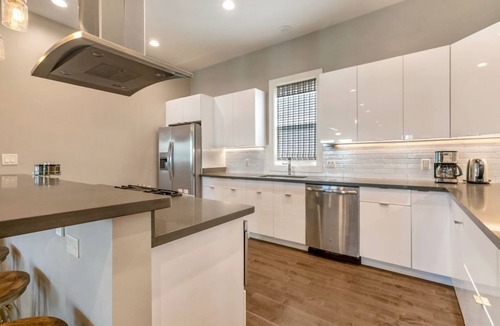 Mid-City House | Bienville Villas: Brand New 4BR