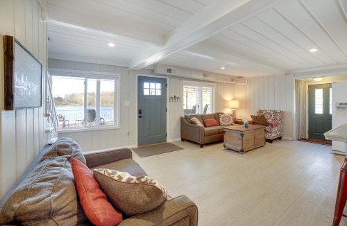 Smyrna House | Big Pine Island Lake Cottage w/Boat Dock & Kayaks