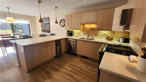 Birchwood Farms House | Birchwood Farms condo overlooking Birches #1