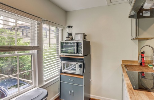 Norwood Apartment | Birmingham Apt Near Amphitheater w/Shared Patio