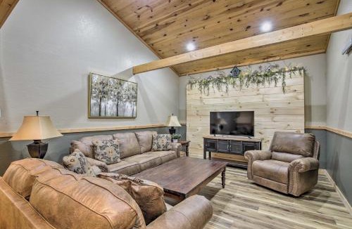 Blairsville House | Blairsville Tiny Home w/Covered Furnished Deck!