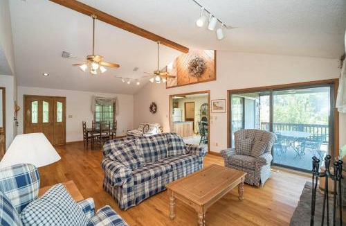 Bonne Terre House | BLAZE your Own Trail! 100 Acres of Peaceful NATURE