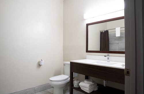 Marion Hotel | BlissPoint Inn & Suites
