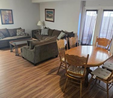 Bolivar House | Blue Ridge Getaway