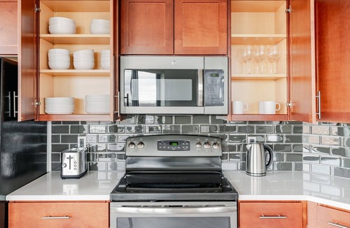 Ballston Apartment | Blueground | Virginia Sq, pool & w/d, nr parks