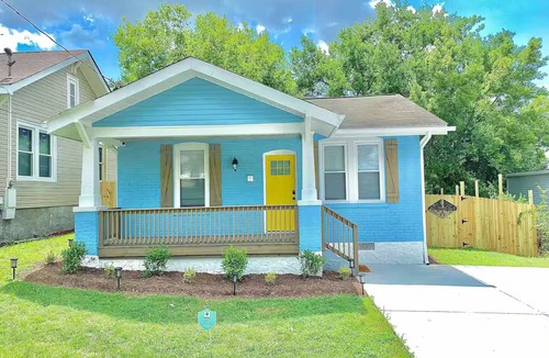 Knoxville House | Bluestone home/fun mini⛳️/5 minuets to DT&UT