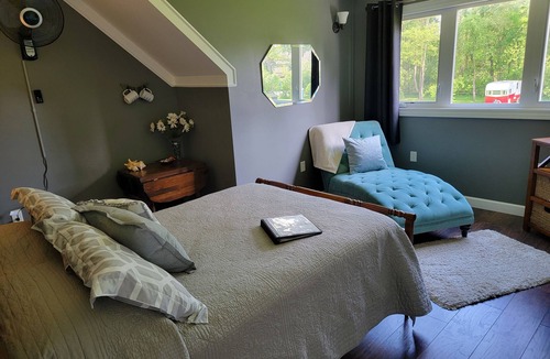 Lakeland House | Bon Jodi's Dreamy Escape Guest House