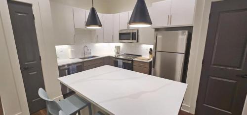 Butchertown Apartment | Bourbon Lofts II : Cozy + Stylish + Free Parking