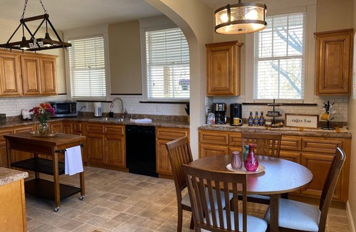 La Follette House | BOXWOOD INN-1 MIN ATV/6 MIN LAKE ACCESS