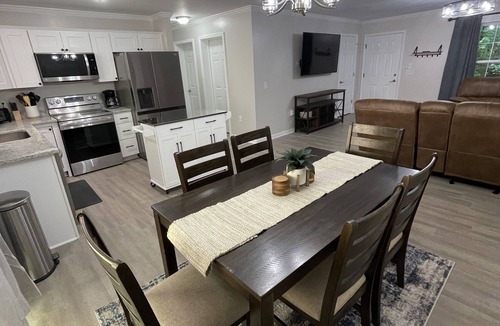 Bryson City House | Brand new home less than one mile to Bryson City!