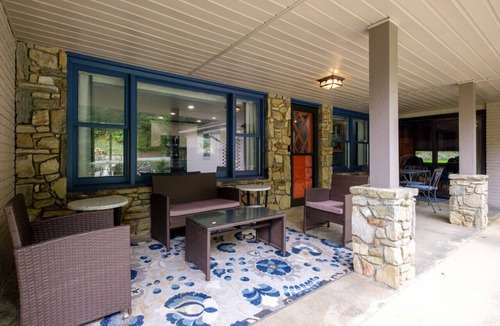 Brevard House | Brevard oasis, kid friendly, handicap accessible, private pond!