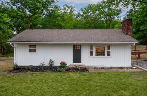 Crestwood Cottage | Briar Creek Cottage
