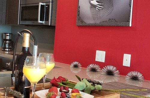 Brickell Condo | Brickell Bliss Studio + Amenities. Steps to Best Bars, Eats & Mall. Relax & Play