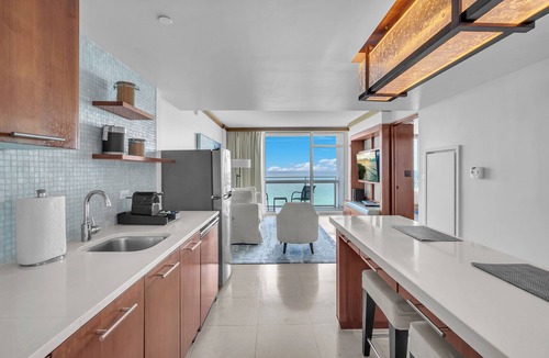 North Beach Condo | Bright 1-bedroom Condo in beautiful Miami Beach, Walk to the Beach